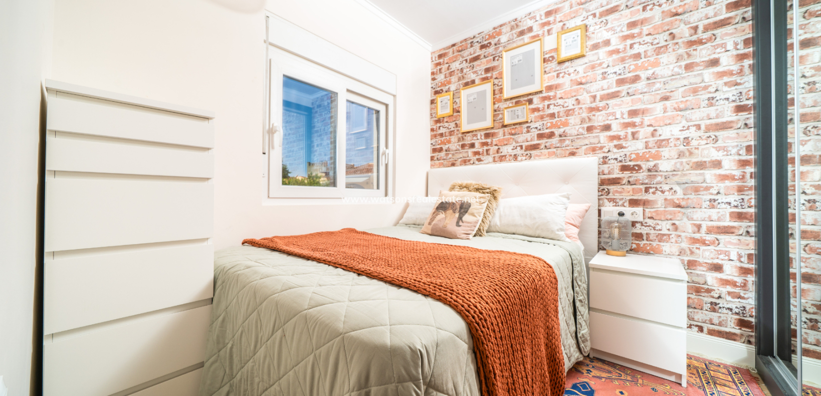 Resale - Fristaende Villa - Urb. La Marina
