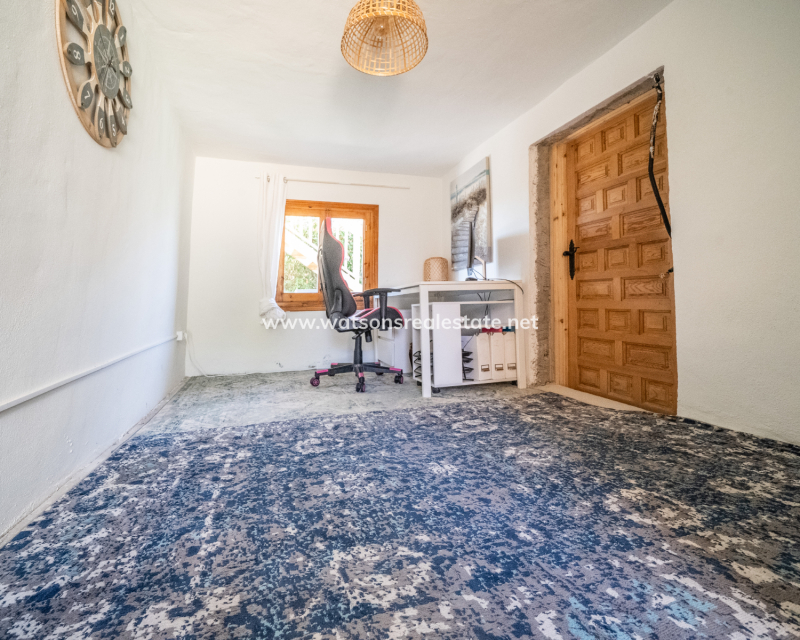 Resale - Fristaende Villa - Urb. La Marina
