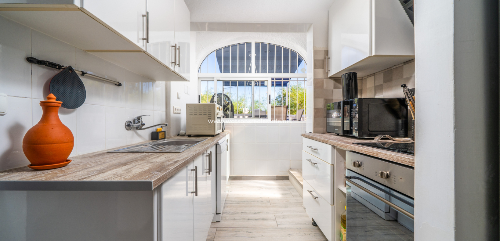 Resale - Fristaende Villa - Urb. La Marina