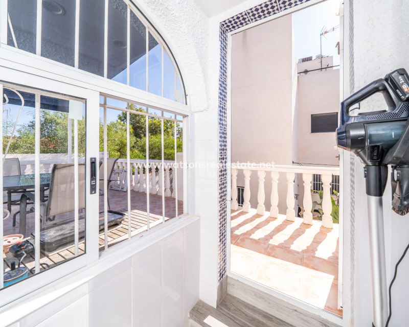 Resale - Fristaende Villa - Urb. La Marina