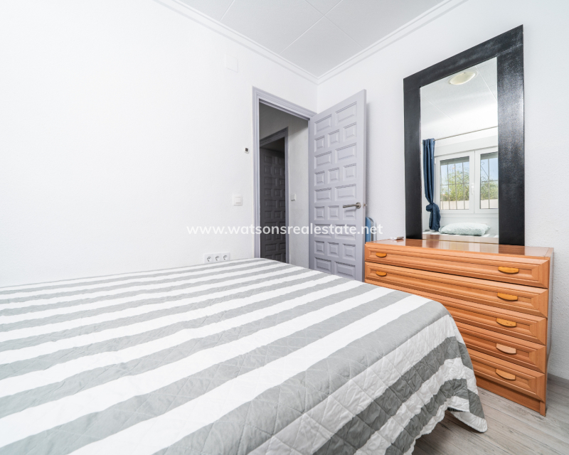 Resale - Fristaende Villa - Urb. La Marina