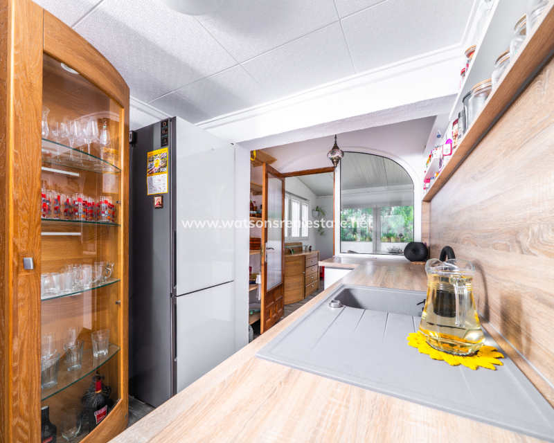 Resale - Fristaende Villa - Urb. La Marina