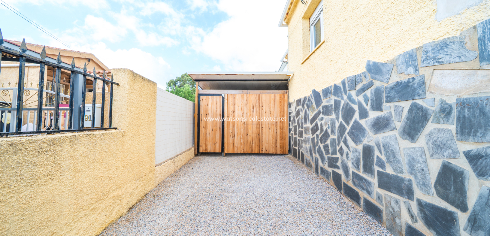 Resale - Fristaende Villa - Urb. La Marina