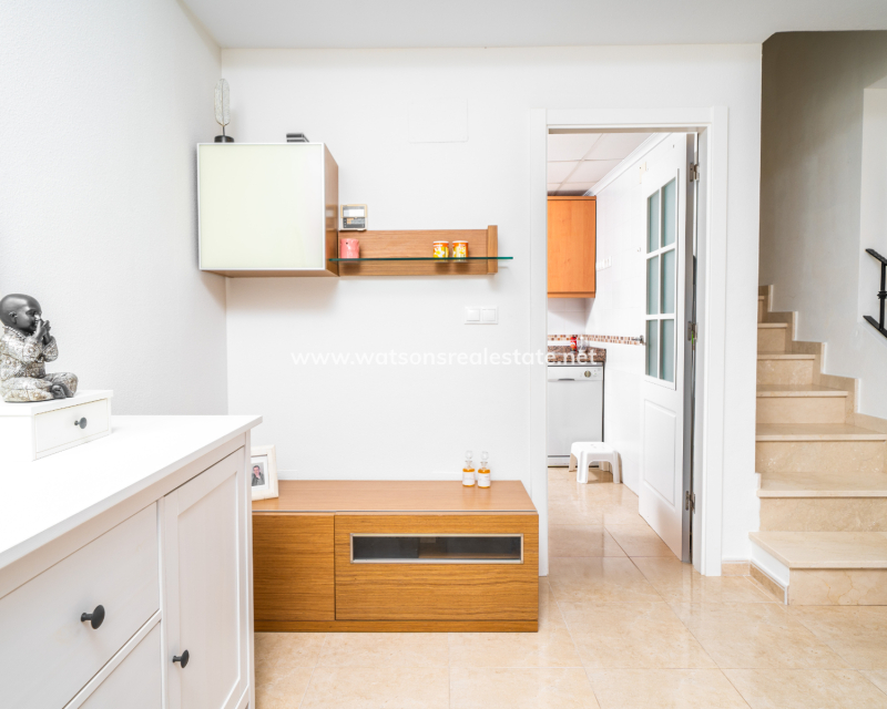 Resale - Fristaende Villa - Urb. La Marina