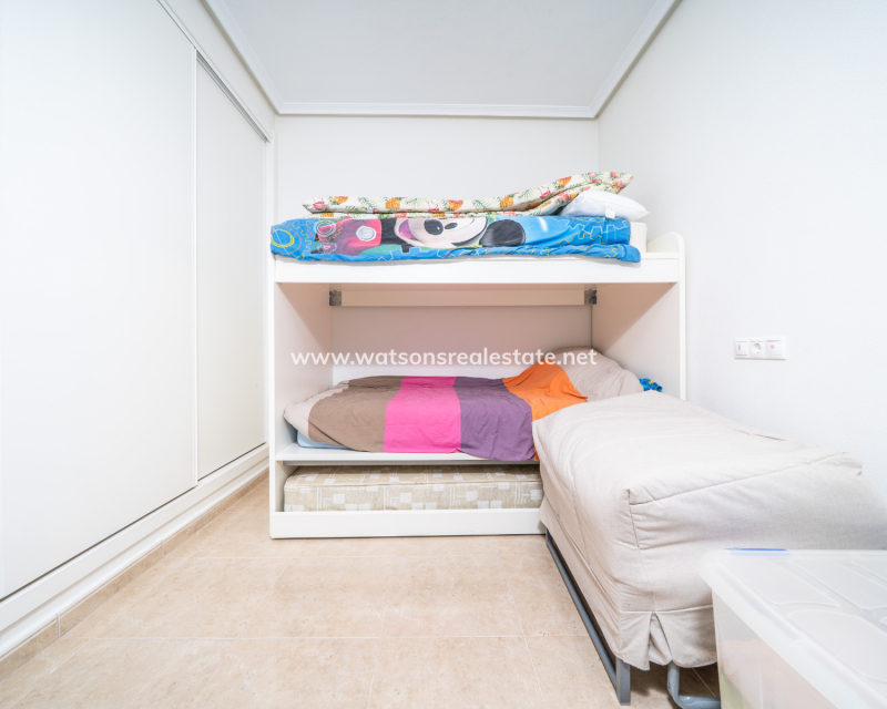 Resale - Fristaende Villa - Urb. La Marina