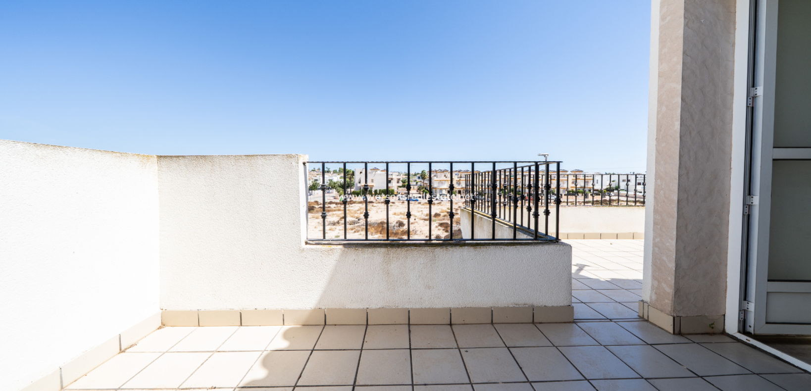 Resale - Fristaende Villa - Urb. La Marina