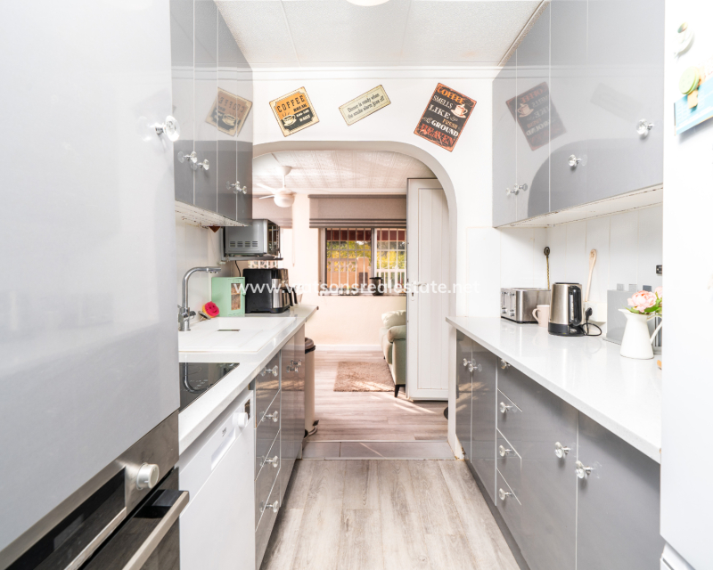 Resale - Fristaende Villa - Urb. La Marina