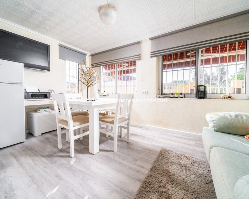 Resale - Fristaende Villa - Urb. La Marina