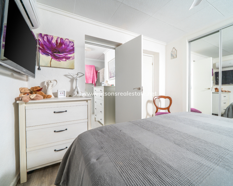 Resale - Fristaende Villa - Urb. La Marina