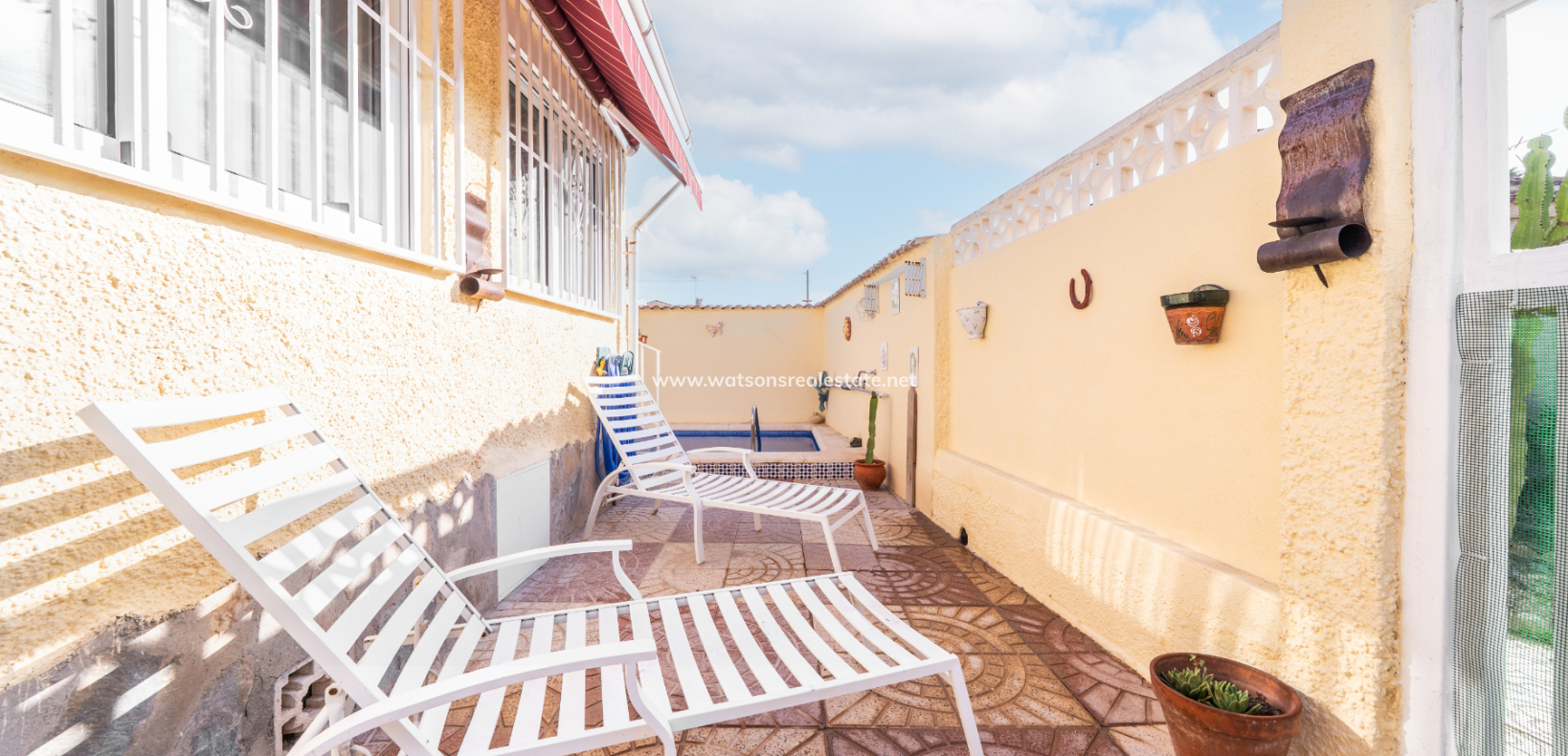 Resale - Fristaende Villa - Urb. La Marina