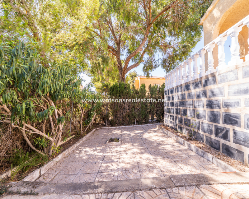 Resale - Fristaende Villa - Urb. La Marina