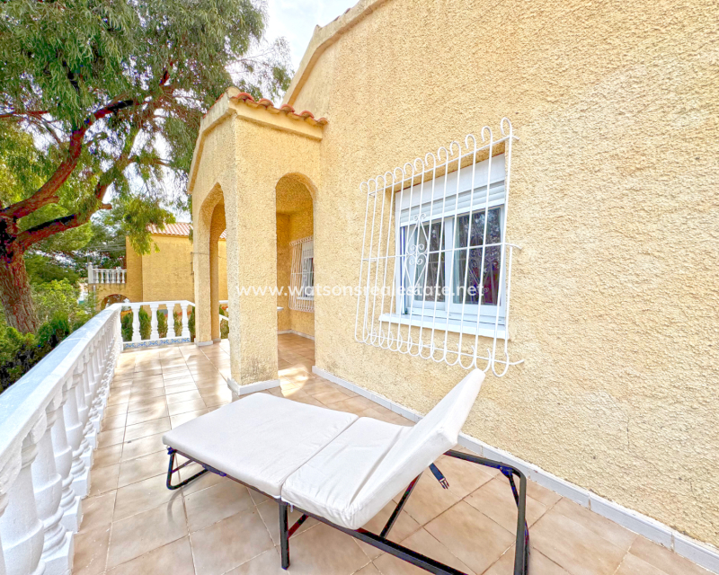 Resale - Fristaende Villa - Urb. La Marina