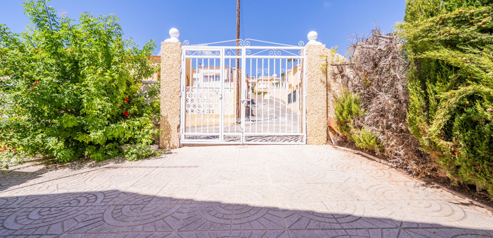 Resale - Fristaende Villa - Urb. La Marina