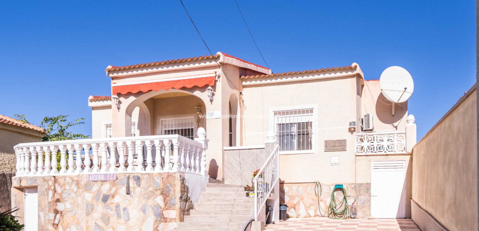 Resale - Fristaende Villa - Urb. La Marina