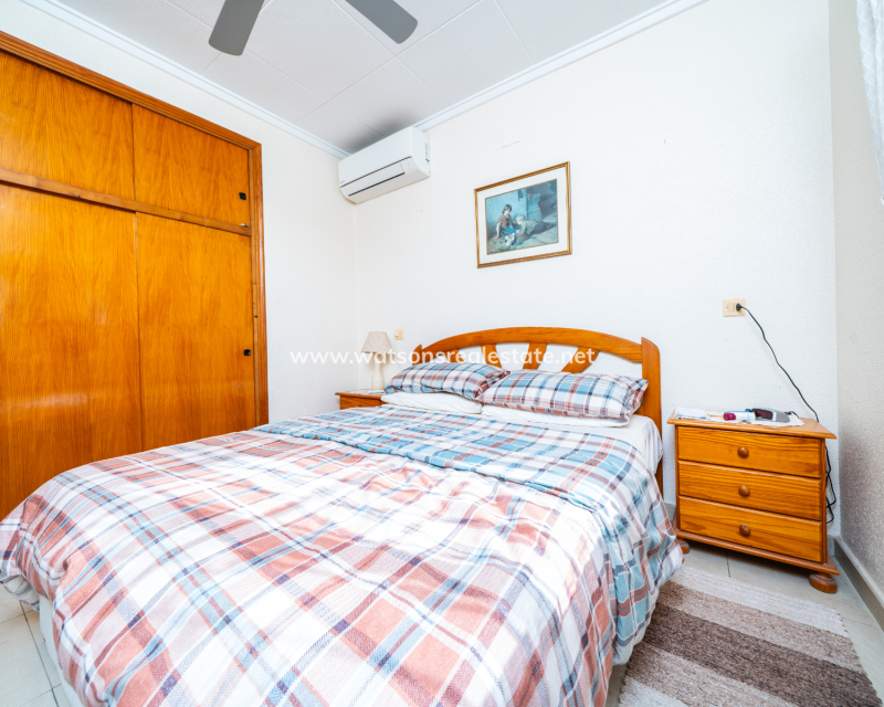 Resale - Fristaende Villa - Urb. La Marina