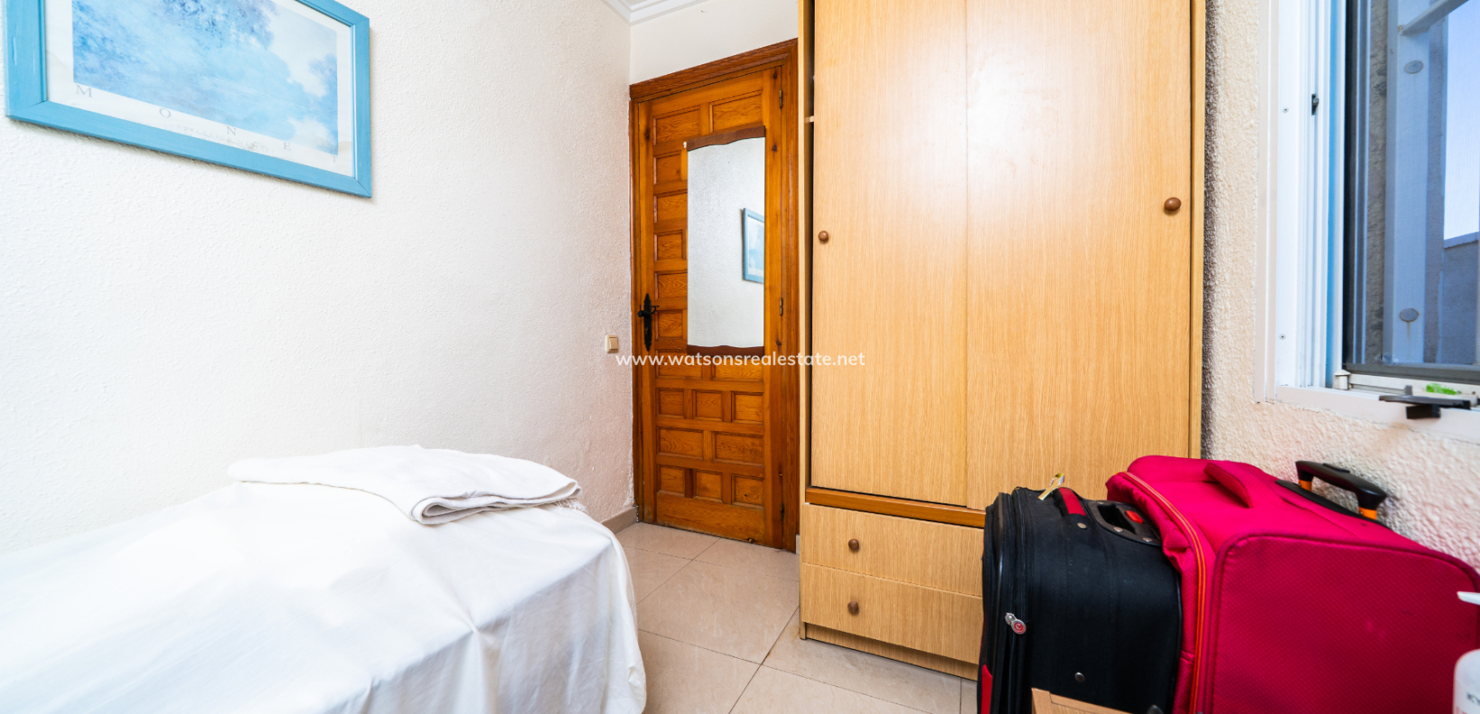 Resale - Fristaende Villa - Urb. La Marina