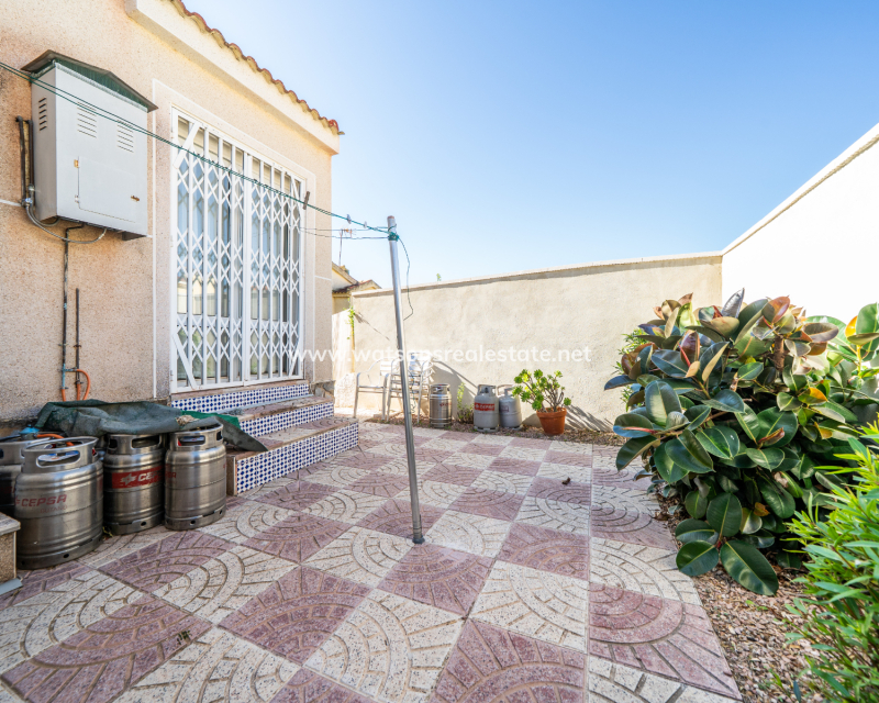 Resale - Fristaende Villa - Urb. La Marina