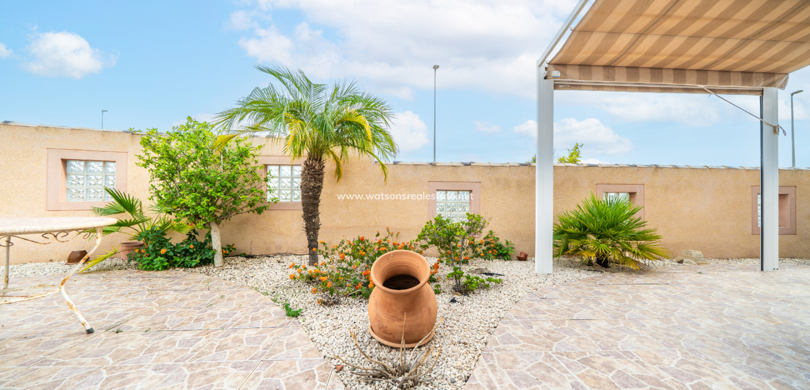 Resale - Fristaende Villa - Urb. La Marina