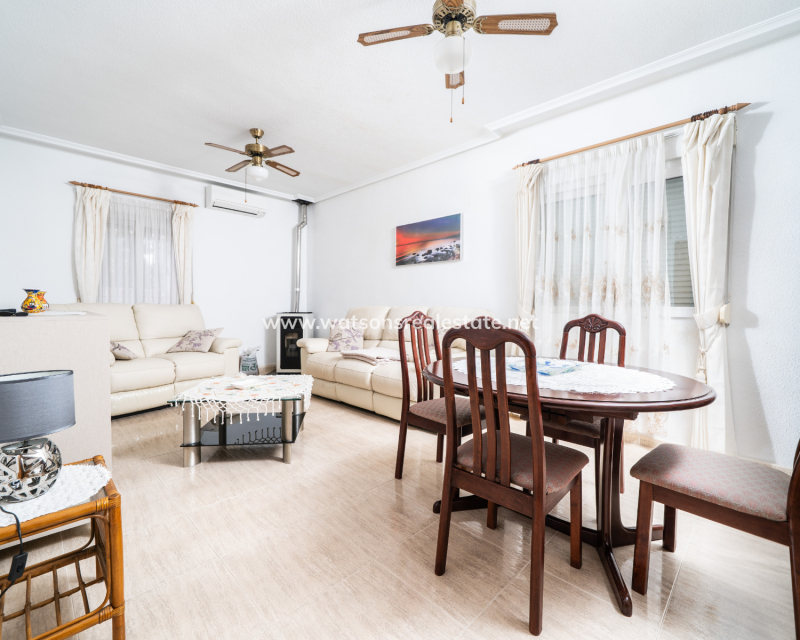 Resale - Fristaende Villa - Urb. La Marina