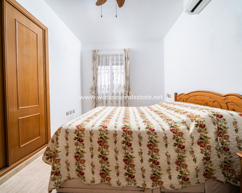 Resale - Fristaende Villa - Urb. La Marina