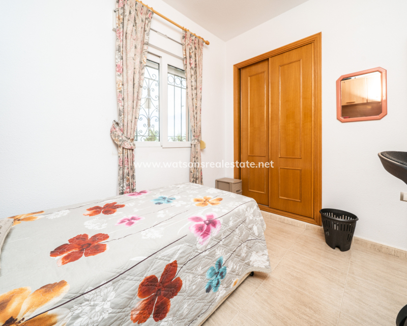 Resale - Fristaende Villa - Urb. La Marina