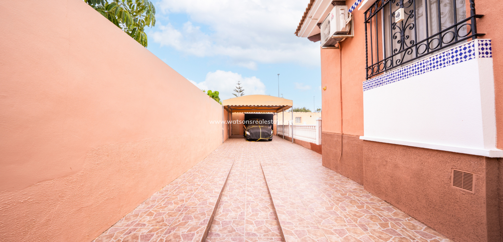 Resale - Fristaende Villa - Urb. La Marina