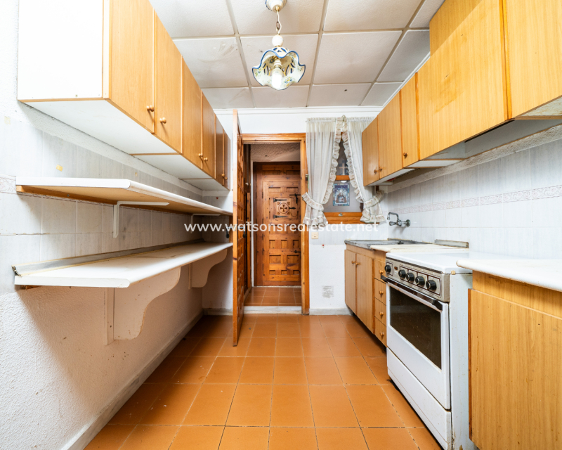 Resale - Fristaende Villa - Urb. La Marina