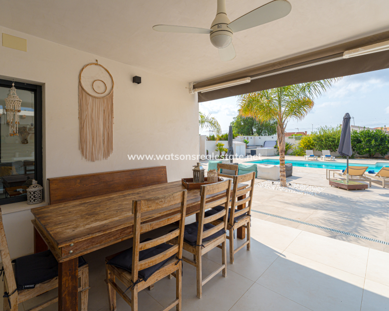 Resale - Fristaende Villa - Urb. La Marina