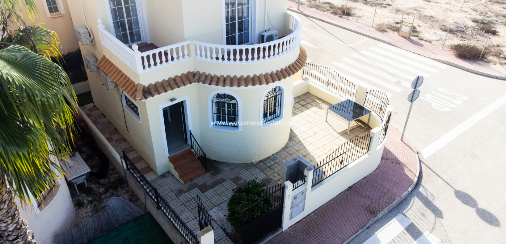 Resale - Fristaende Villa - Urb. La Marina