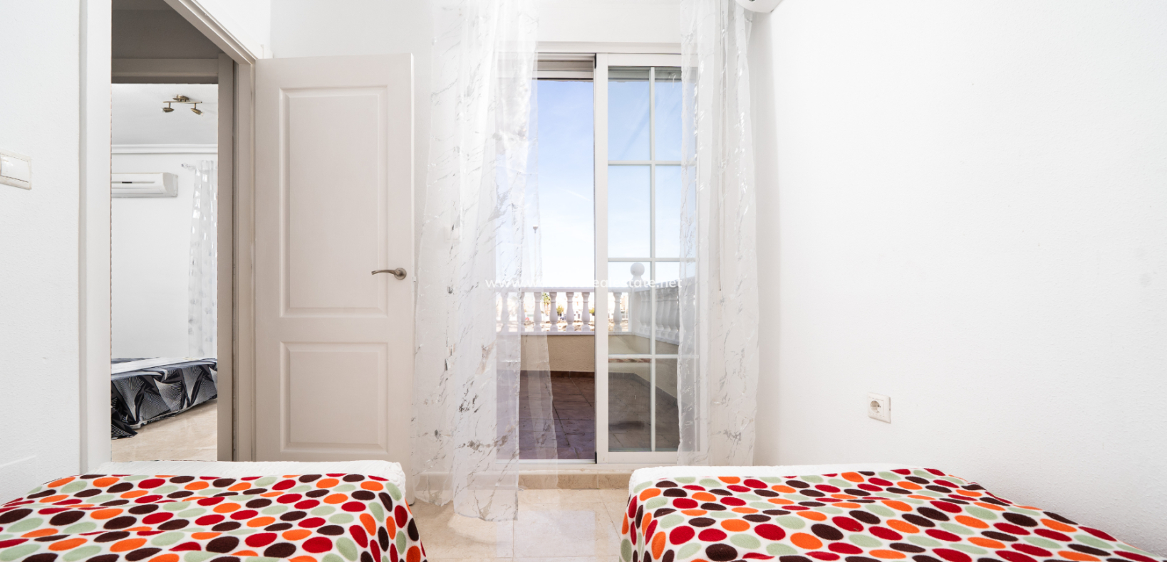 Resale - Fristaende Villa - Urb. La Marina