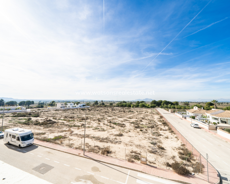 Resale - Fristaende Villa - Urb. La Marina