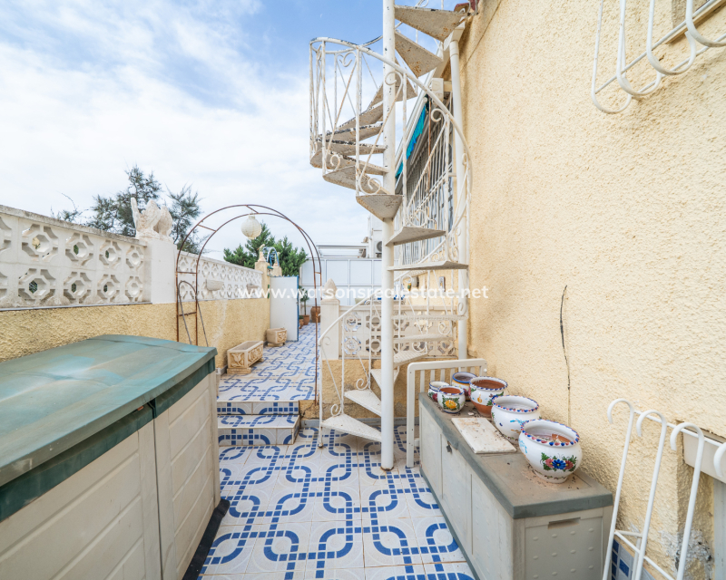 Resale - Fristaende Villa - Urb. La Marina