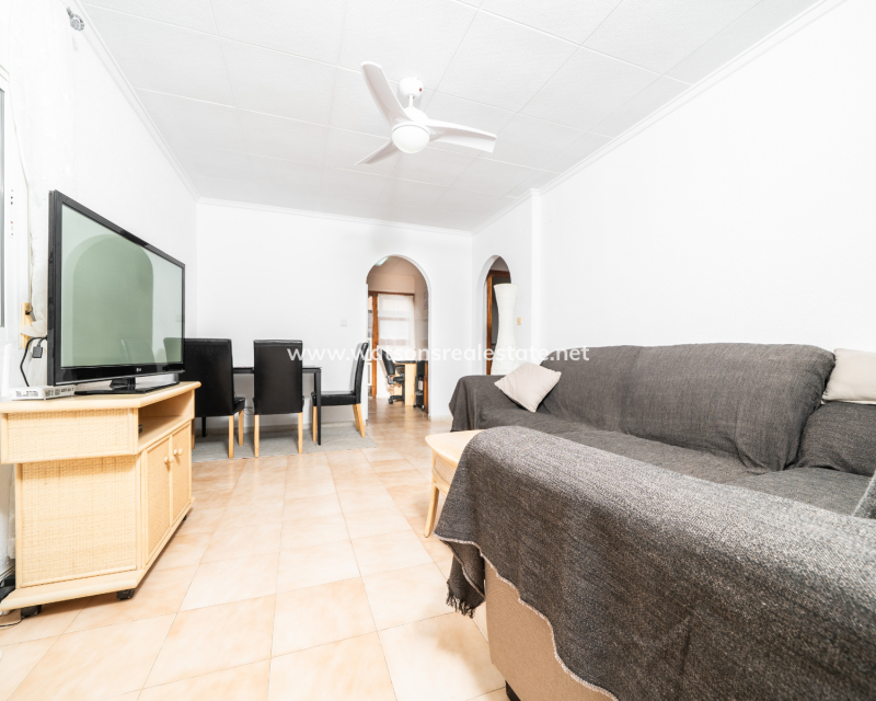 Resale - Fristaende Villa - Urb. La Marina