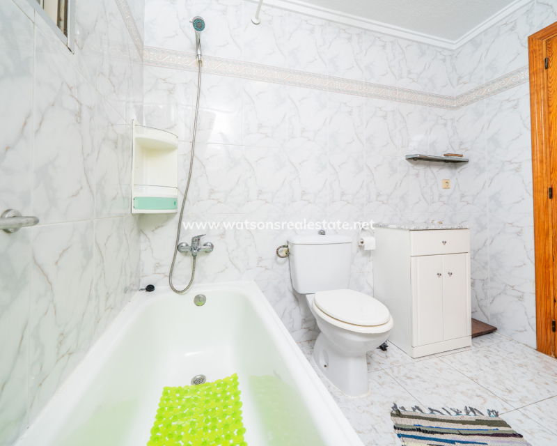 Resale - Fristaende Villa - Urb. La Marina