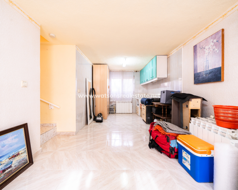 Resale - Fristaende Villa - Urb. La Marina