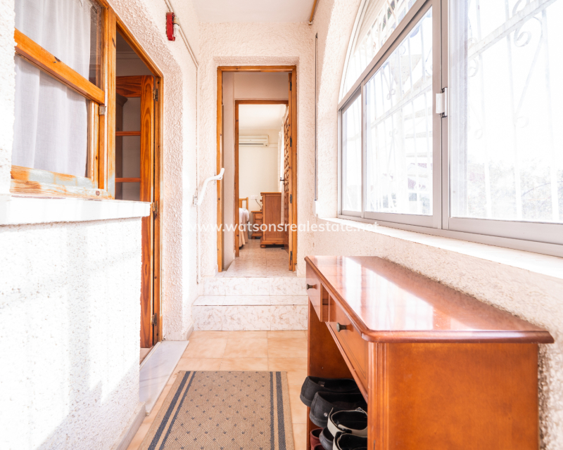 Resale - Fristaende Villa - Urb. La Marina