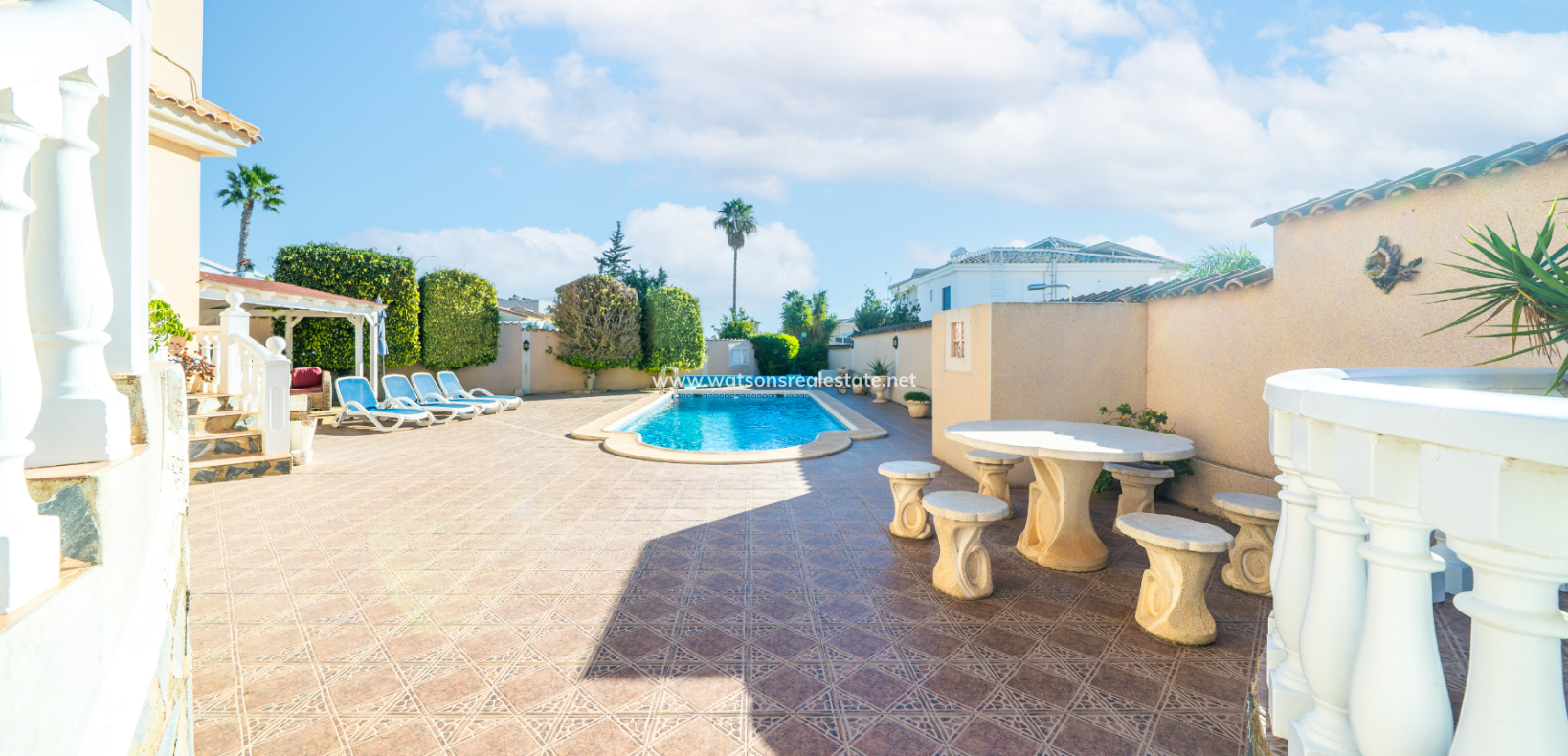 Resale - Fristaende Villa - Urb. La Marina