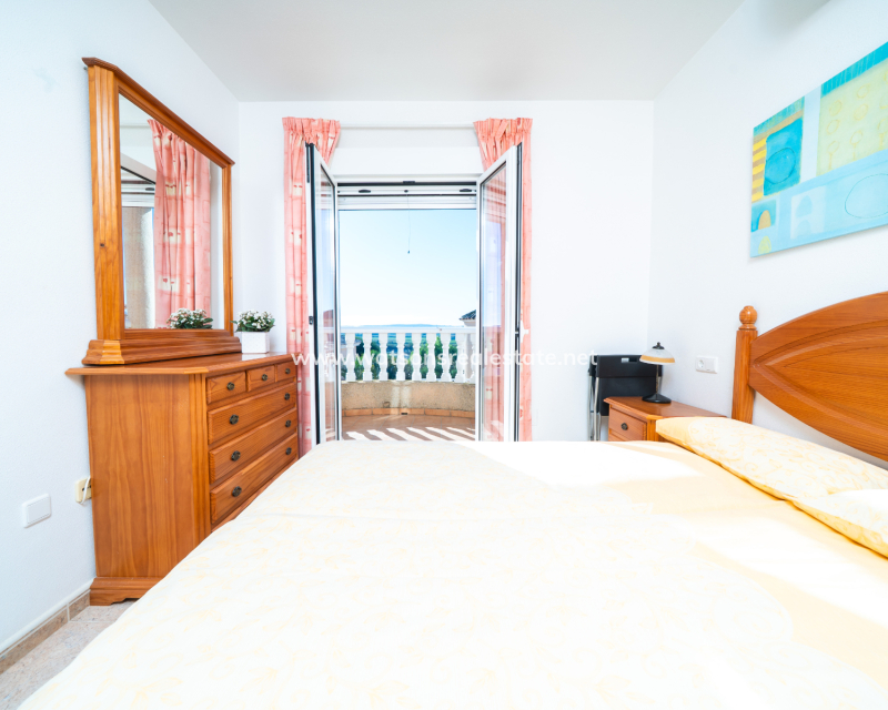 Resale - Fristaende Villa - Urb. La Marina