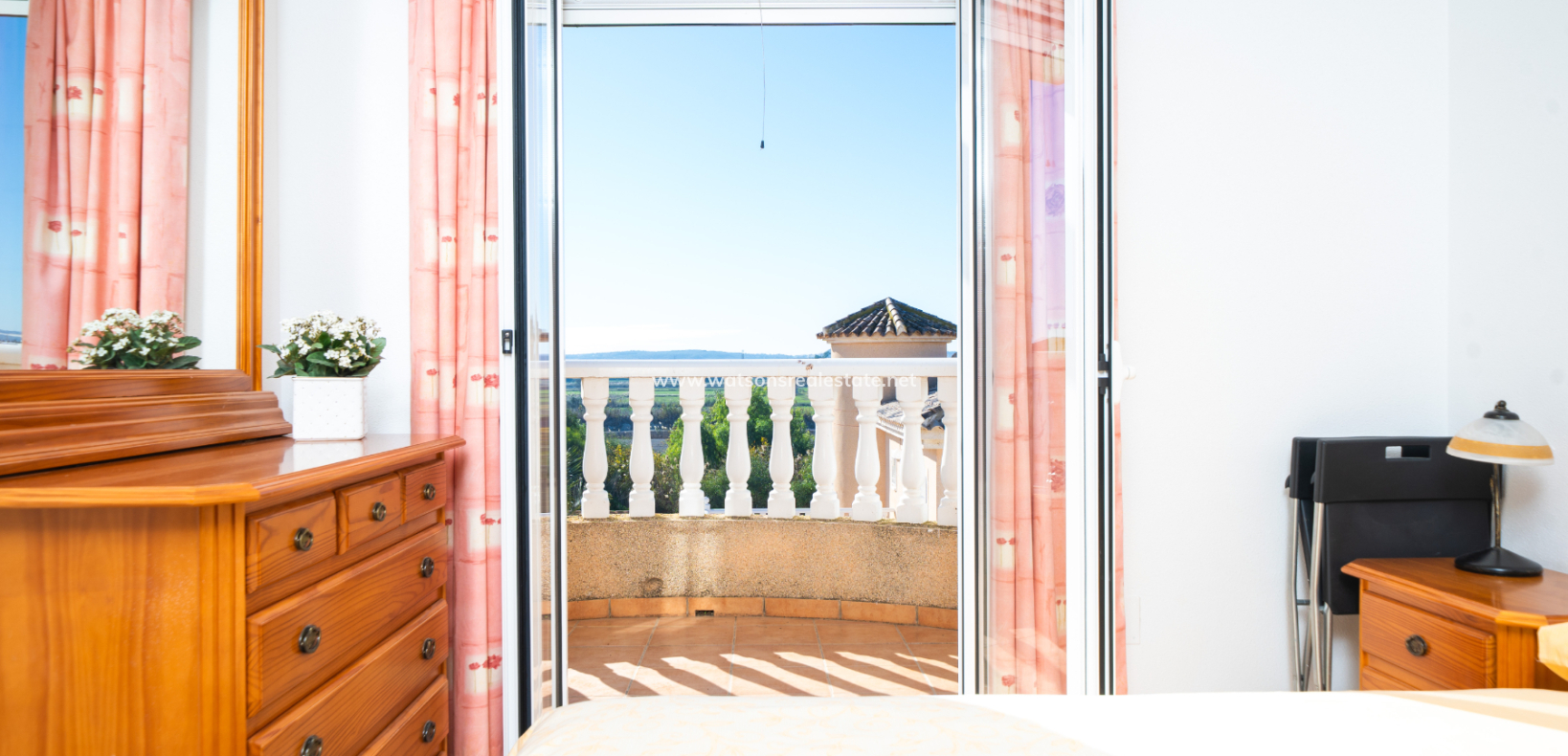 Resale - Fristaende Villa - Urb. La Marina