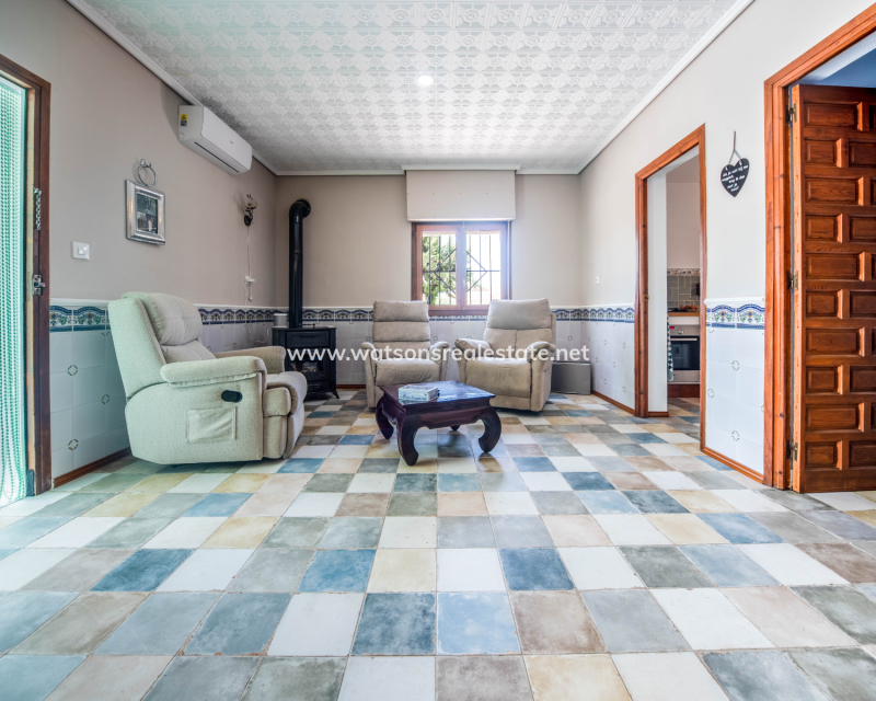 Resale - Fristaende Villa - Urb. La Marina