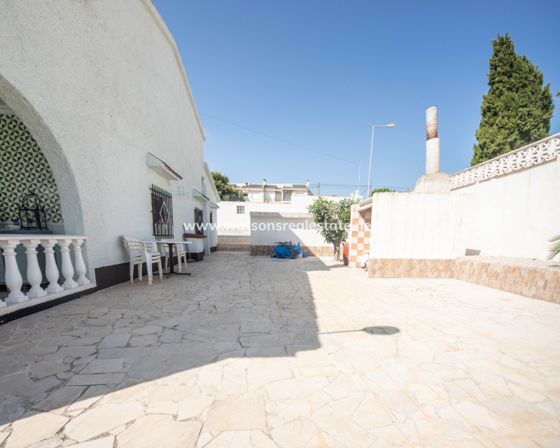 Resale - Fristaende Villa - Urb. La Marina