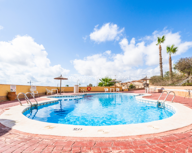 Resale - Fristaende Villa - Urb. La Marina