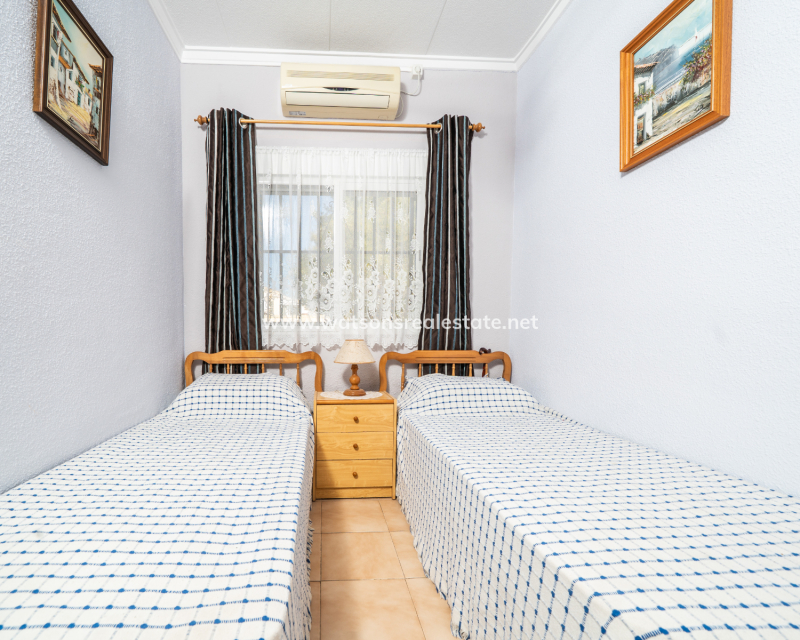 Resale - Fristaende Villa - Urb. La Marina