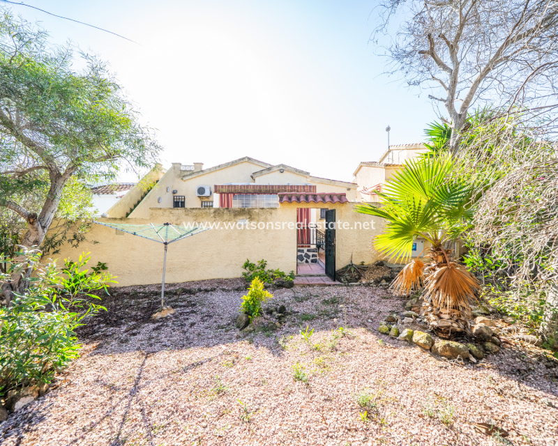 Resale - Fristaende Villa - Urb. La Marina