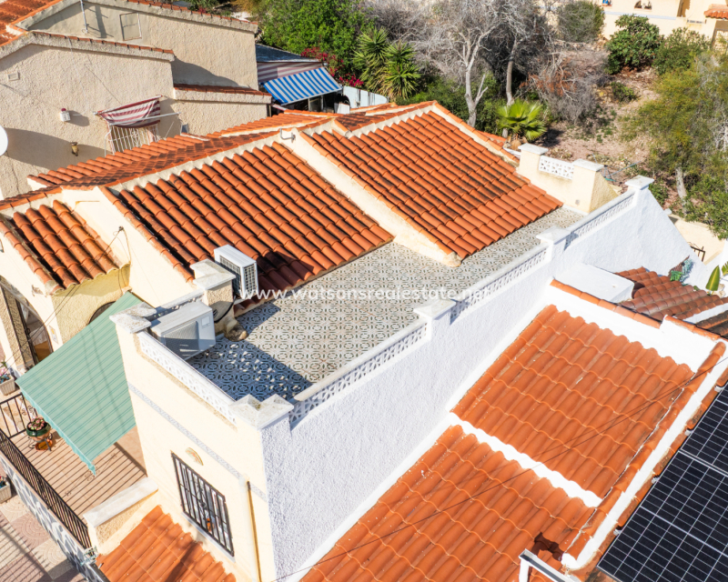 Resale - Fristaende Villa - Urb. La Marina