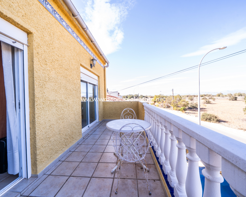 Resale - Fristaende Villa - Urb. La Marina