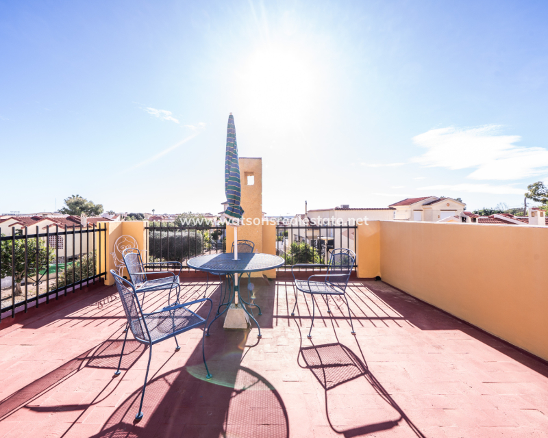 Resale - Fristaende Villa - Urb. La Marina