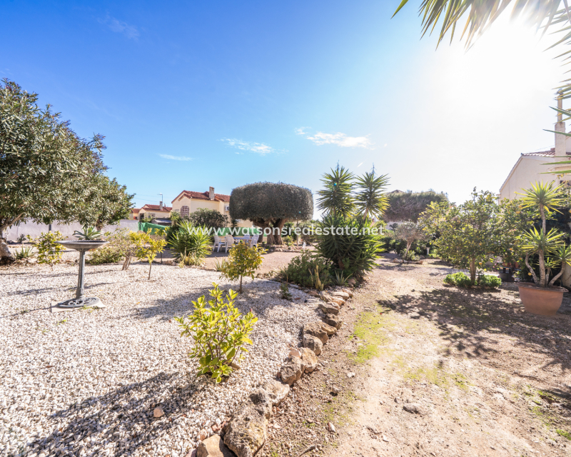 Resale - Fristaende Villa - Urb. La Marina