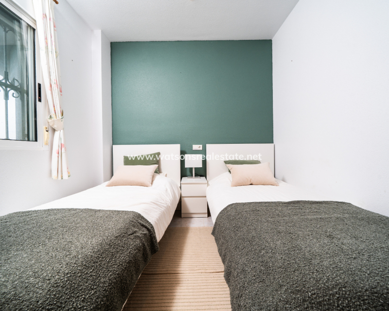 Resale - Fristaende Villa - Urb. La Marina