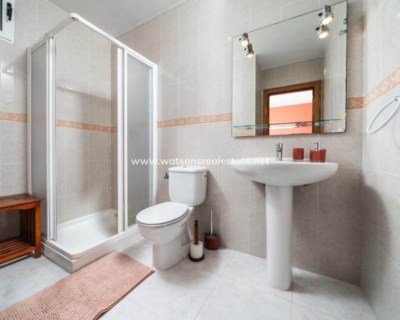 Resale - Fristaende Villa - Urb. La Marina